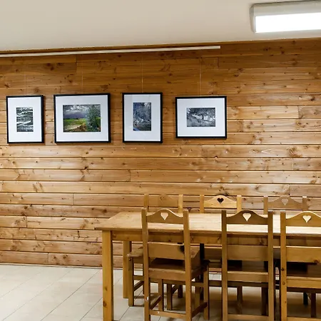 Residence Le Bois De La Reine Aparthotel Super Besse