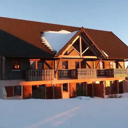Le Bois De La Reine Aparthotel