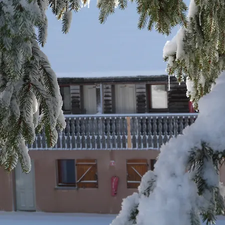 Le Bois De La Reine Aparthotel 3*