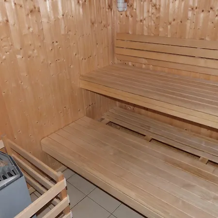 Le Bois De La Reine Super Besse