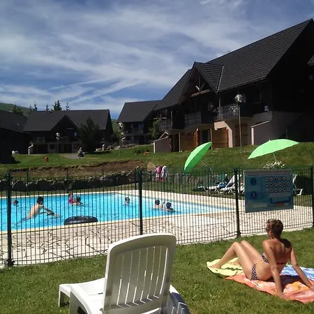 Aparthotel Residence Le Bois De La Reine 3*