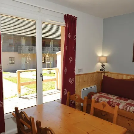 Le Bois De La Reine 3* سوبر بيس