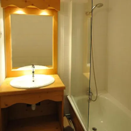 Residence Le Bois De La Reine Aparthotel Super Besse
